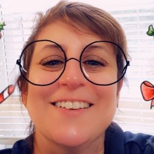 Meet your Posher, Elisa